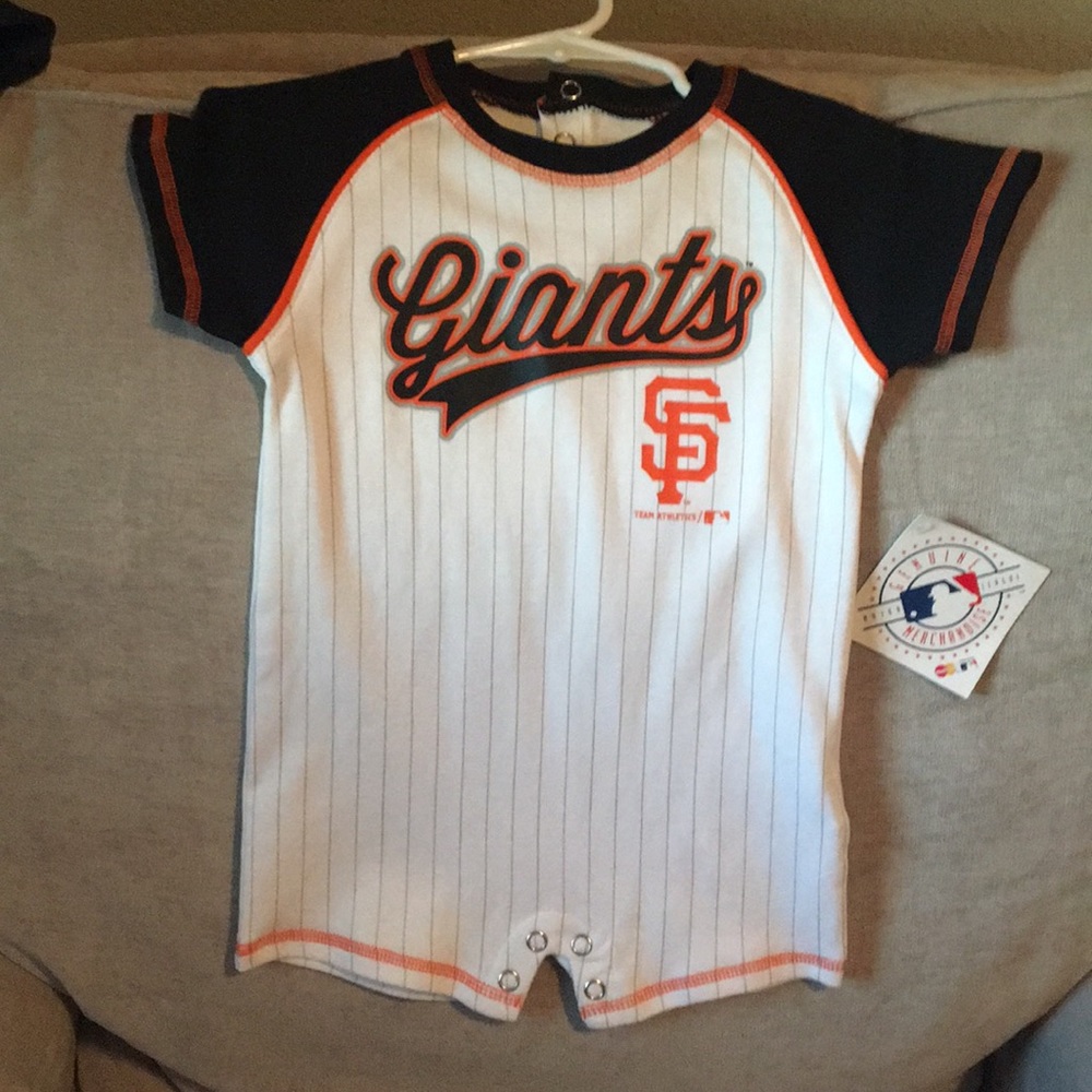 SF giants boys outfit. Super cute!! Size 18 months